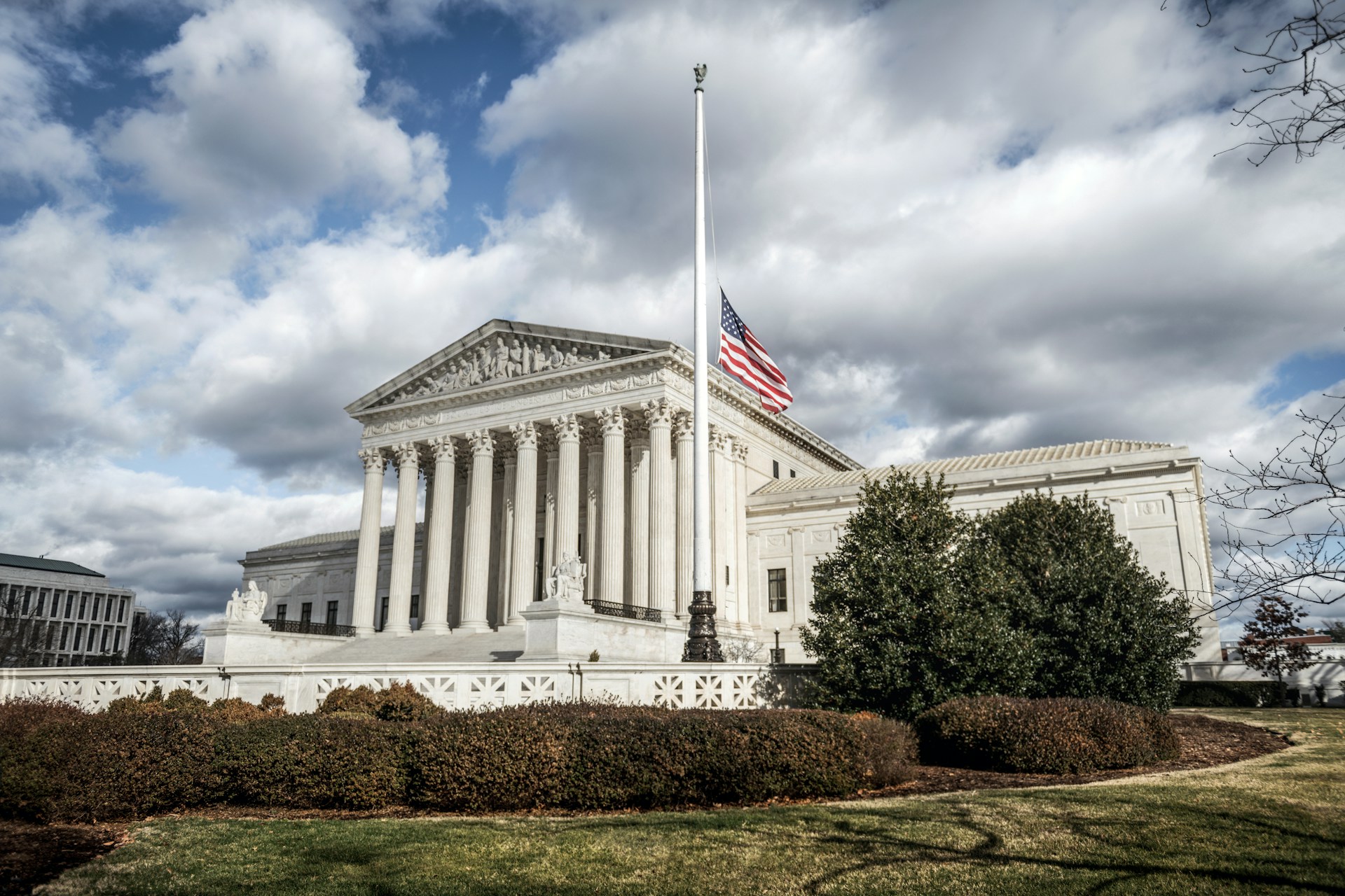 Common Mistakes African Test-Takers Make on the American USCIS Civics Exam — And How to Avoid Them