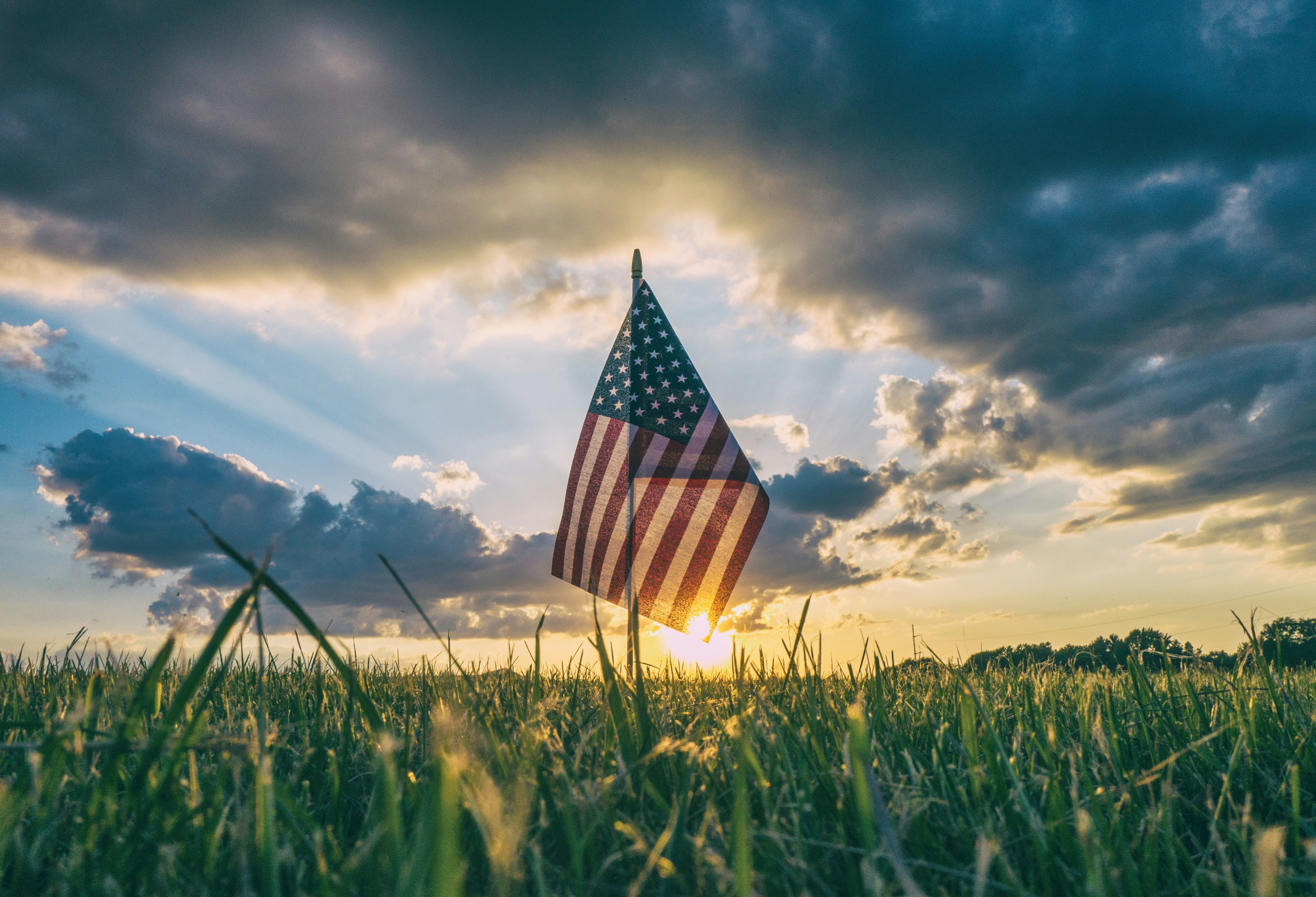 Flashcards vs. Practice Tests — What Works Best for African Students Preparing for the American USCIS Exam?